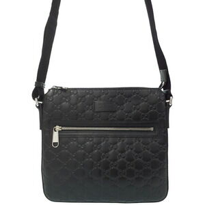 GUCCI Signature Crossbody Messenger Bag Guccissima Black